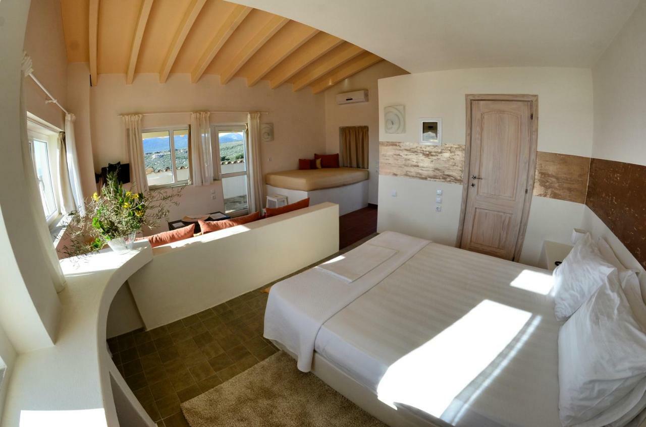 Appartamento Golden Sea View Tsakei